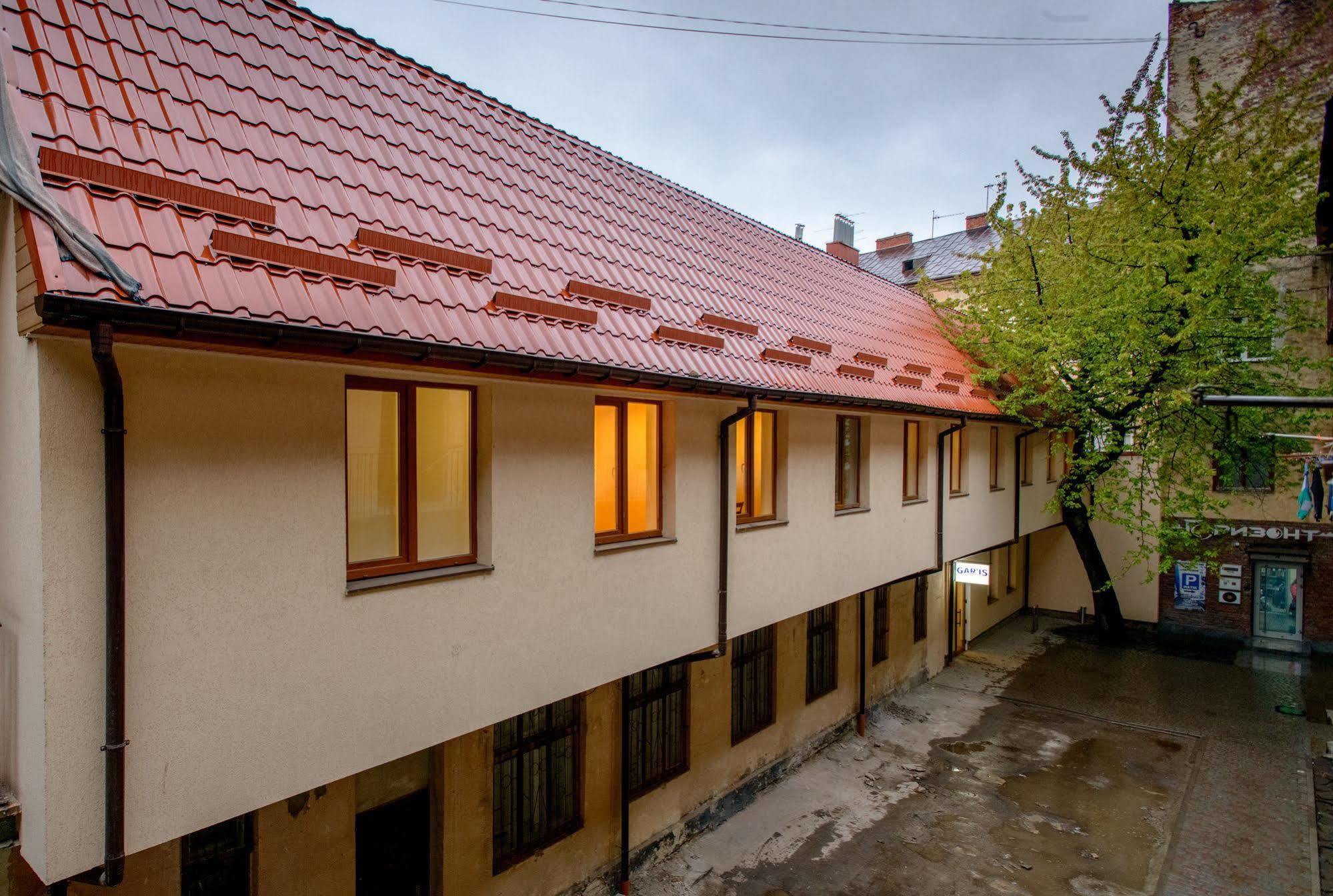 Gar'Is Hostel إلفيف المظهر الخارجي الصورة